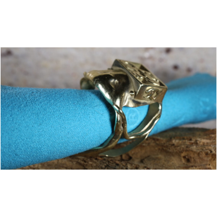 La chevalière silure ajourée "BIG ONE"